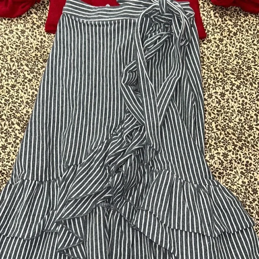 Joyfolie girls sweater skirt set holiday sz 4
